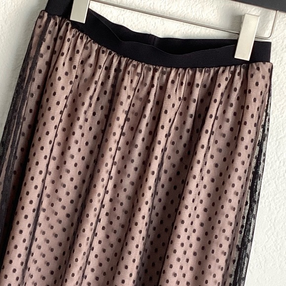 \BCBGeneration\ Dotted Mesh Midi Skirt - Picture 3 of 14